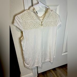 Micheal khors Lacey shirt